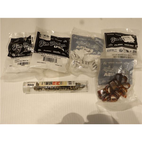 LOT OF ASSORTED DUNLOP FINGER PICKS
