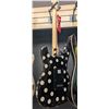 Image 2 : Fender - Artist Series Buddy Guy Standard Stratocaster® 013-8802-306