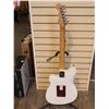 Image 3 : G REVEREND JETSTREAM RB TRANS WHT