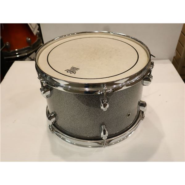 12" PEARL EXPORT TOM SILVER SPARKLE ***USED****