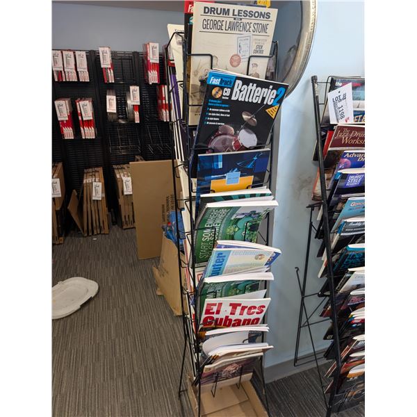 LOT OF +/- 50 DRUM BOOKS WITH MAGAZINE RACK