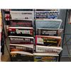 Image 5 : LOT OF +/- 50 DRUM BOOKS WITH MAGAZINE RACK