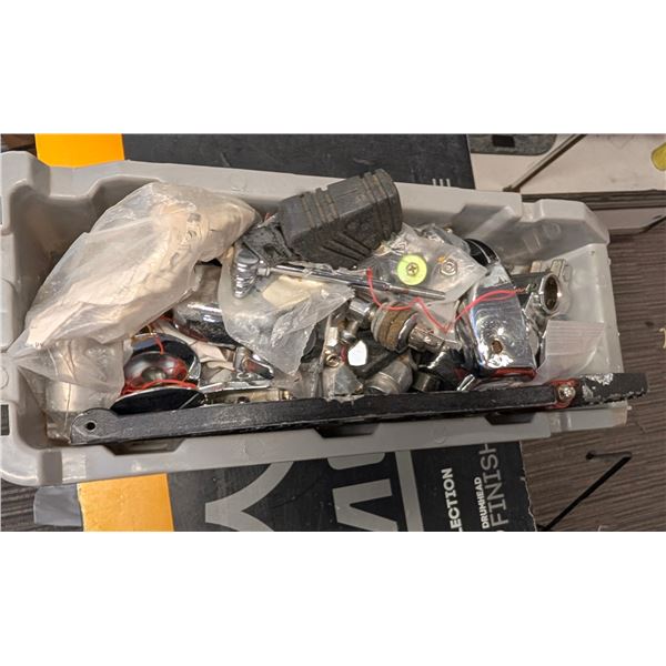 LOT OF ASSORTED DRUM PARTS