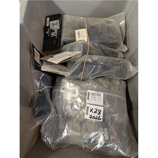 LOT OF PERL RUBBER FEET & INERTS