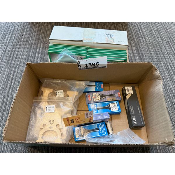 LOT OF ASSORTED VIOLIN PARTS & ACCESSORIES