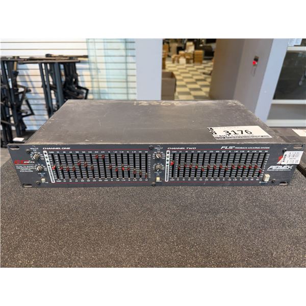 USED PA PEAVEY EQ215FX 0068609 1236