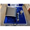 Image 1 : BLUE MICROPHONE BOTTLE ROCKET ***MISSING 2 CAPSULES****