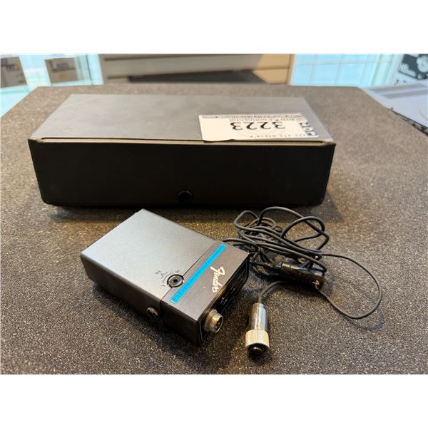 USED MIC FENDER LAPELLE M1 TELQUEL