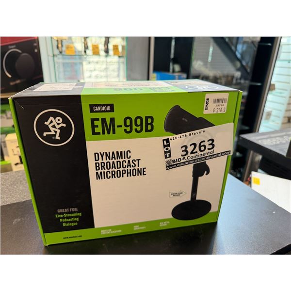 MIC MACKIE EM-99B