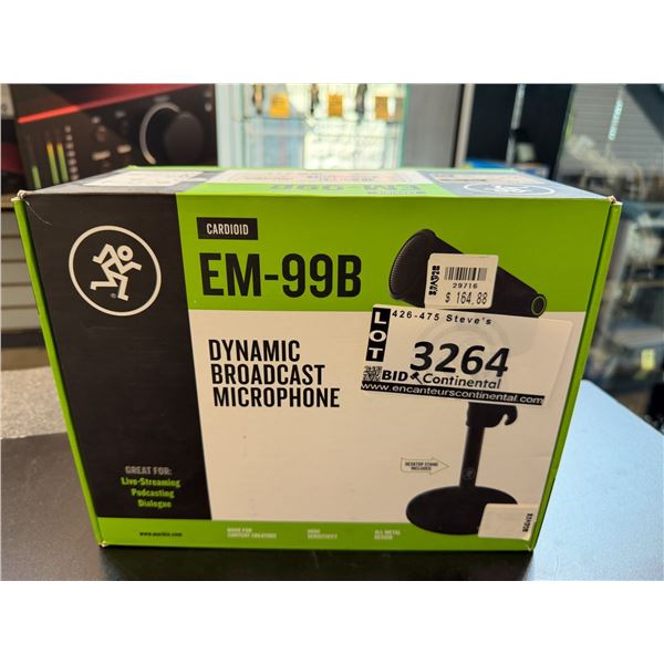 MIC MACKIE EM-99B