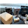 Image 2 : LOT OF 13pcs OF ASSORTED MICROPHONE ACCESSORIES