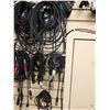 Image 2 : LOT OF ASSORTED CABLES AND EARPHONES