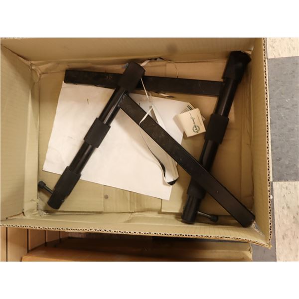 Lot de 3: KA STAND K&M GORG STACKER ARMS18982