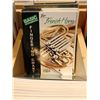 Image 3 : LOT OF 60+ ASSORTED MUSIC BOOKS