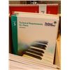 Image 4 : LOT OF 55+ ASSORTED MUSIC BOOKS