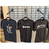 Image 1 : LOT OF 3 ASSORTED T-SHIRTS (SMALL)