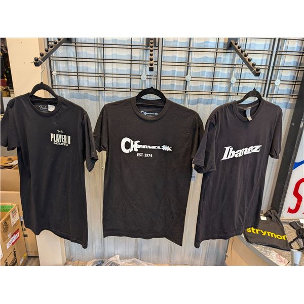 LOT OF 3 ASSORTED T-SHIRTS (SMALL)