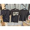 Image 2 : LOT OF 3 ASSORTED T-SHIRTS (SMALL)