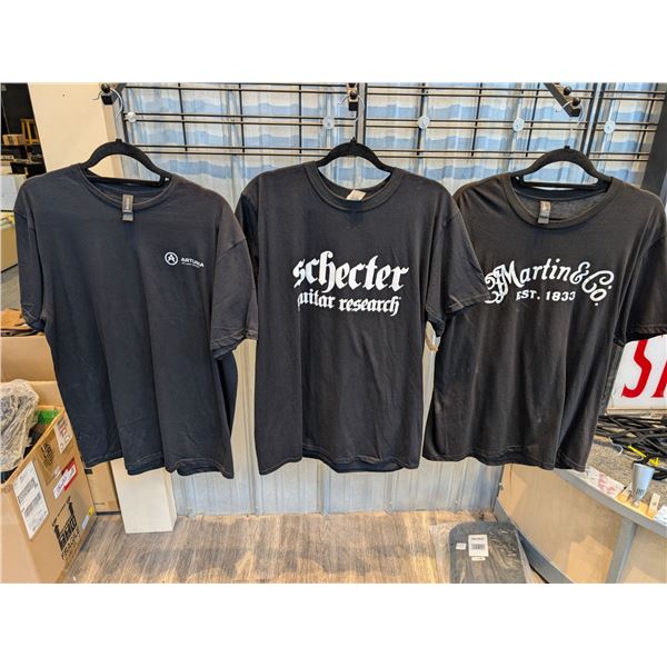 LOT OF 3 ASSORTED T-SHIRTS (LARGE)