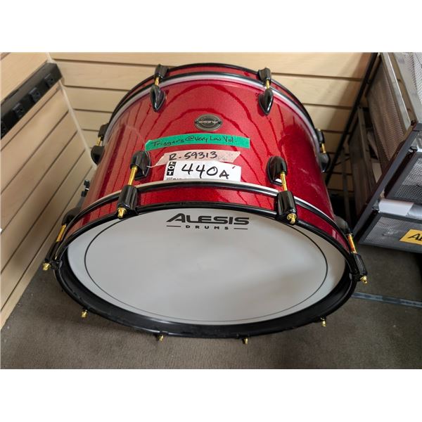 ***DEFECTIVE*** ALESIS ELECTRONIC BASS DRUM ***TRIGGERS AT VERY LOW VOLUME***