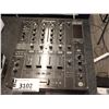 Image 2 : ***USED*** PIONEER DJM-800 MIXER