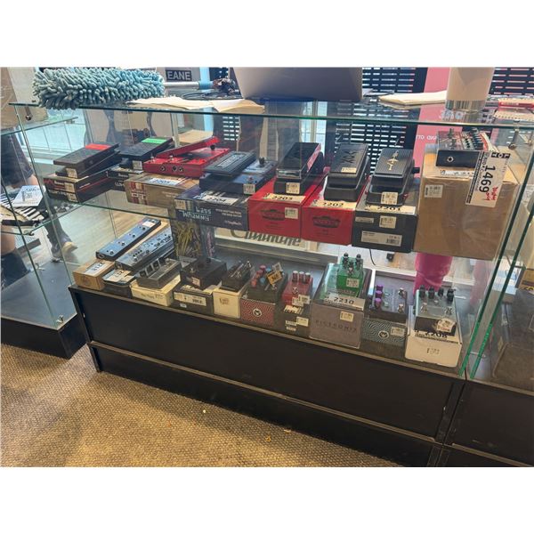 GLASS DISPLAY COUNTER 48"x18"x38" -(EMPTY)