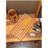 Image 2 : Wood Chair, Carved Antler Knife, Wood Vase, Promo Tools, Golf Markers