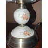 Image 3 : 3 Point Touch Lamp with Floral Glass Shade, Tested and Working