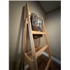 Image 4 : Wooden Blanket Ladder With Folded Blanket