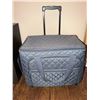 Image 5 : Studio Collection Quilted Luggage Set With Rolling Case And Tote