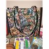 Image 5 : Sewing and Craft Supplies Collection