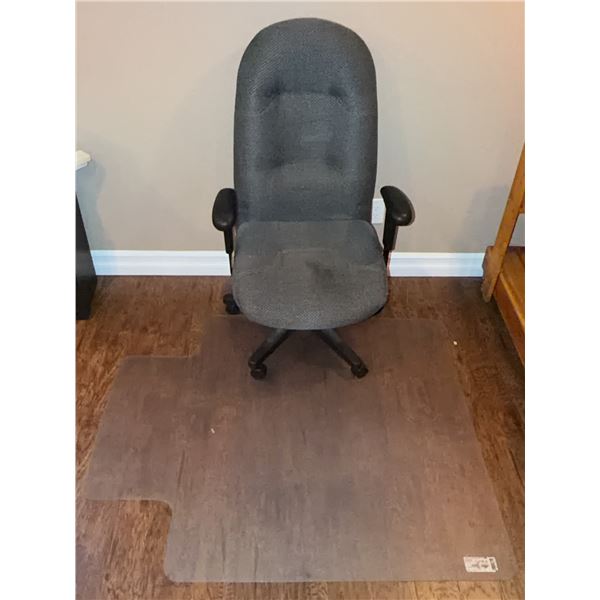 Grey Fabric Office Chair With Armrests And Vinyl Floor Mat