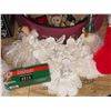 Image 7 : Christmas Decorations and Ornaments