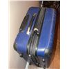 Image 6 : Heys Expanding Suitcase and Soft Carrying Cases Set