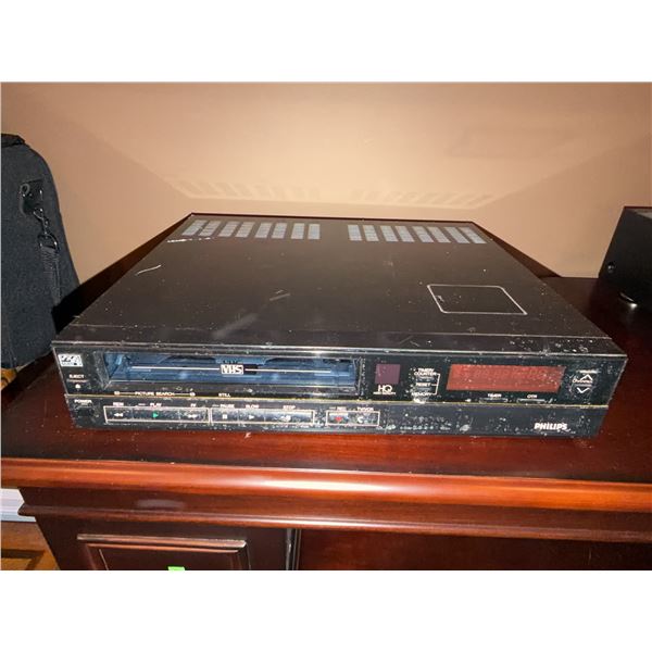 Philips VRT-100 Video Cassette Recorder Made in Japan
