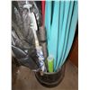 Image 3 : Umbrellas and Outdoor Shade Items in Black Barrel
