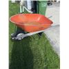 Image 3 : Garant Single-Wheel Poly Tray Wheelbarrow