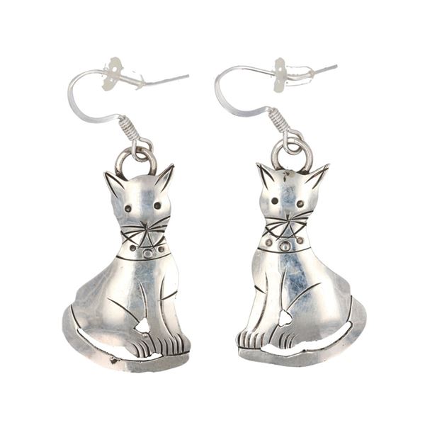 Navajo L. Yazzie Sterling Silver Feline Earrings