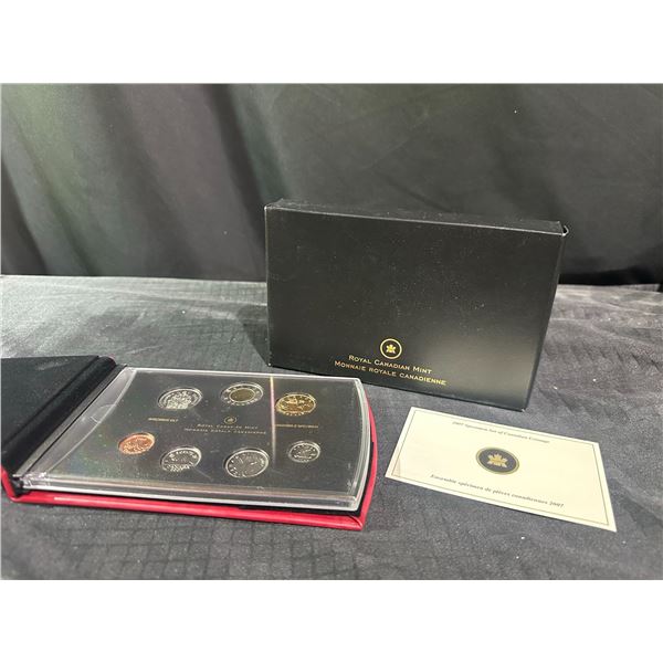 2007 Royal Canadian Mint Specimen Coin Set in Case