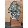 Image 2 : Original Bronze "Gorilla Study" Sculpture #8/35 by Sherry Sander