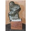 Image 4 : Original Bronze "Gorilla Study" Sculpture #8/35 by Sherry Sander