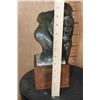Image 7 : Original Bronze "Gorilla Study" Sculpture #8/35 by Sherry Sander