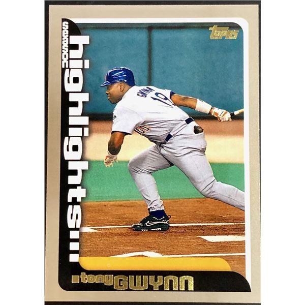 2000 TOPPS TONY GWYNN (HOF)