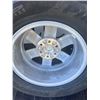 Image 17 : 5 Ford 17" Wheels With Tires (Pirelli & Maxxis)