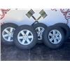 Image 1 : 5 Ford 17" Wheels With Tires (Pirelli & Maxxis)