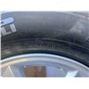 Image 7 : 5 Ford 17" Wheels With Tires (Pirelli & Maxxis)