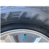 Image 8 : 5 Ford 17" Wheels With Tires (Pirelli & Maxxis)