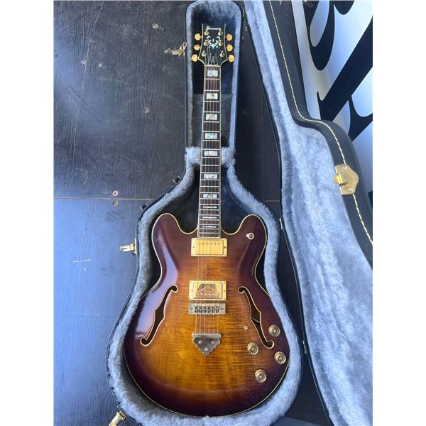 Ibanez Artist Semi-Hollow Electric Guitar with Case