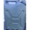 Image 7 : Water and Fuel Containers – Scepter & RotopaX