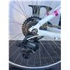 Image 13 : Trek Alpha Women's Bike 16" Frame with Shimano Components